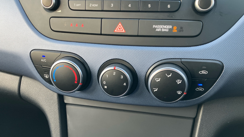 Hyundai i10 1.2 Premium 5dr Petrol Hatchback